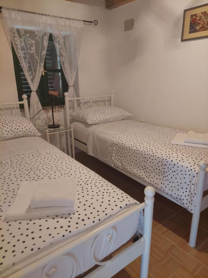 Apartman Studio Zdravko Eco Village イモツキ エクステリア 写真